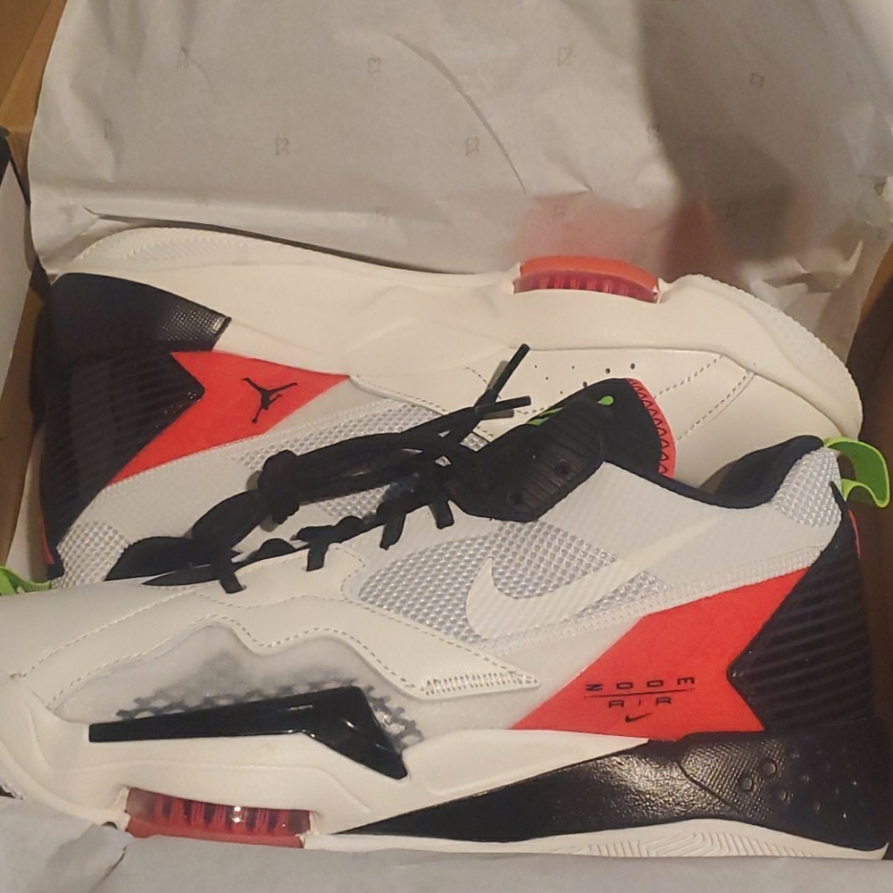 JORDAN'S
